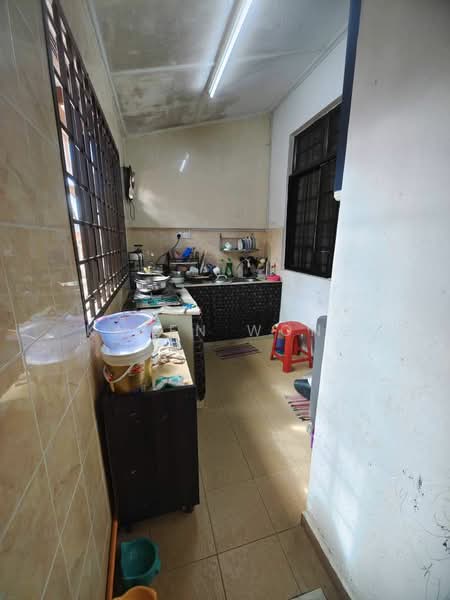 Rumah Teres 2 Tingkat untuk Dijual di Taman Pelangi Indah (Ulu Tiram) - Karen Wong - Kitchen - PropertyGuru.com.my