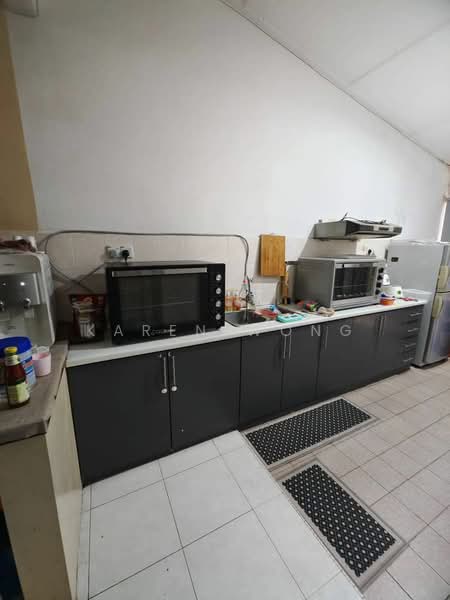 Rumah Teres 2 Tingkat untuk Dijual di Taman Pelangi Indah (Ulu Tiram) - Karen Wong - Kitchen - PropertyGuru.com.my