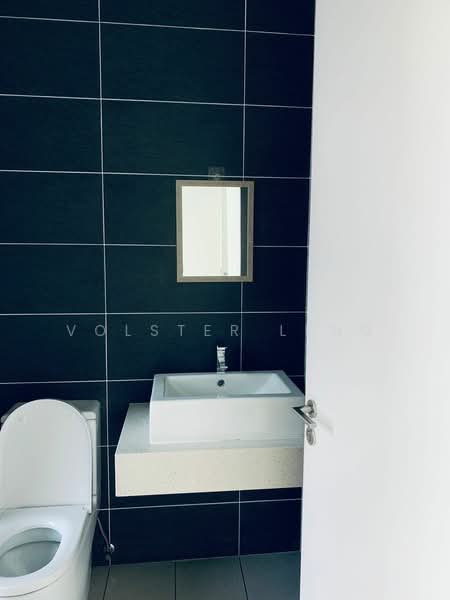 Servis Apartment untuk Disewa di Le Pavillion - Volster Leng - Bathroom - PropertyGuru.com.my