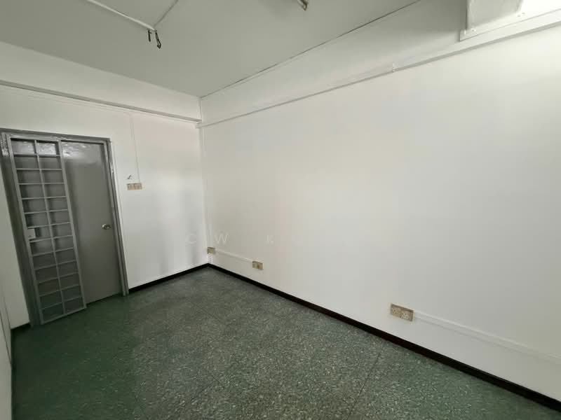 Shop / Office for Rent in BANDAR PUCHONG JAYA (Puchong) - CW Kong - Interior - PropertyGuru.com.my