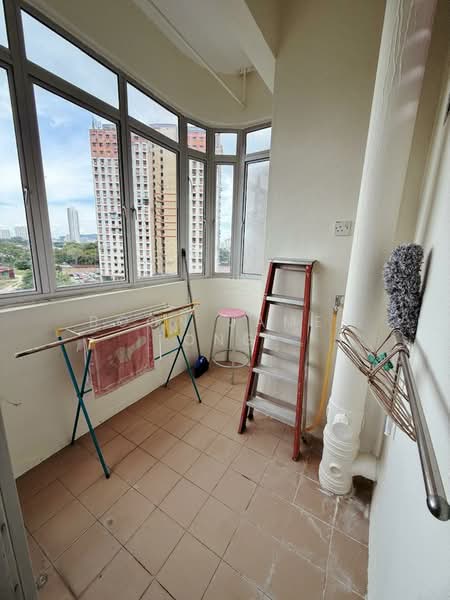 Pangsapuri untuk Disewa di Gambier Heights - Boon James Ong - Balcony - PropertyGuru.com.my