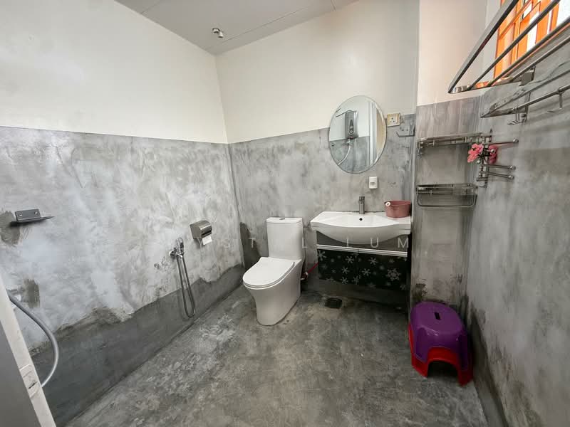 Rumah Teres 2 Tingkat untuk Disewa di Bandar Damai Perdana (Cheras) - Crystal Lum - Bathroom - PropertyGuru.com.my