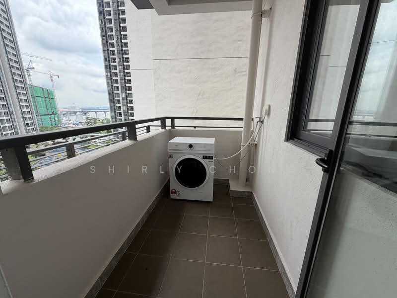 Kondominium untuk Disewa di R&F Princess Cove Phase 2-Seine Region - Shirly Chong - Balcony - PropertyGuru.com.my