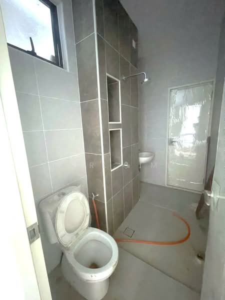 2-storey Terraced House for Sale in Taman Desa Tebrau (Tebrau) - Karl Lim - Bathroom - PropertyGuru.com.my
