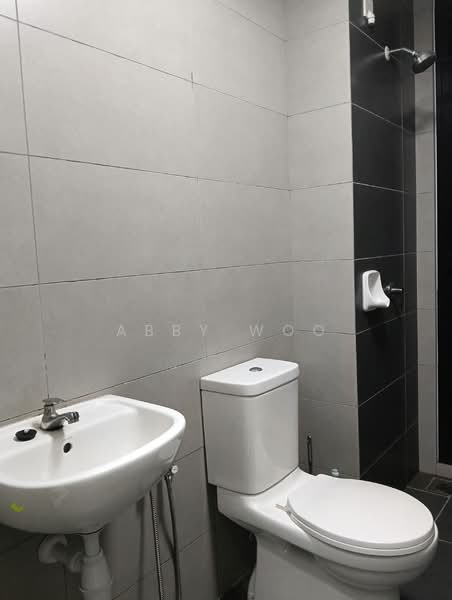 Servis Apartment untuk Disewa di EDUSENTRAL - Abby Woo - Bathroom - PropertyGuru.com.my