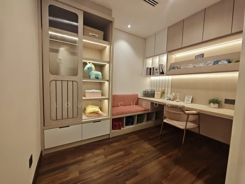 Servis Apartment untuk Dijual di Times Square 2 - Louis Cheong - Study - PropertyGuru.com.my