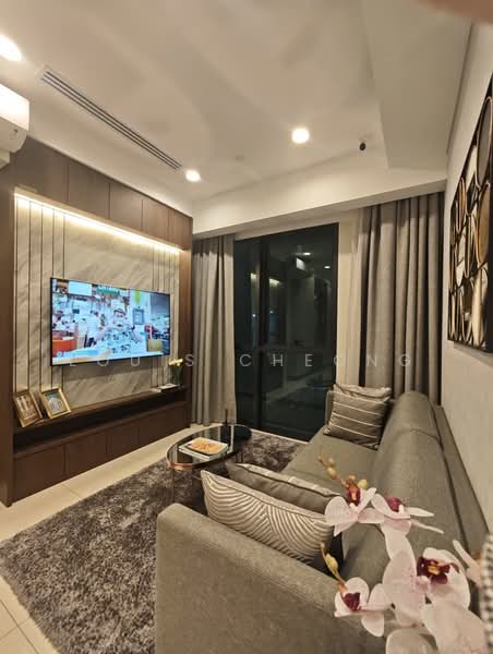 Servis Apartment untuk Dijual di Times Square 2 - Louis Cheong - Living Room - PropertyGuru.com.my