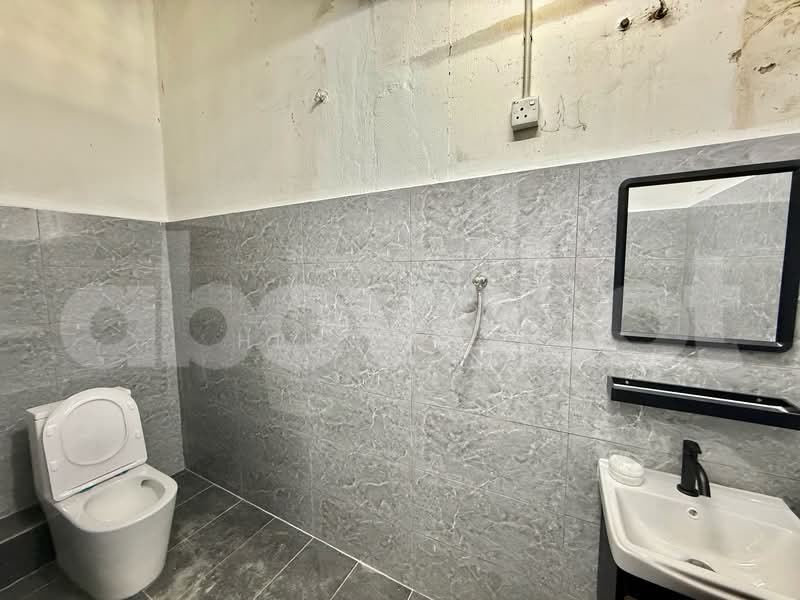 Factory for Rent in Taman Nagasari (Perai) - Henry Tan - Bathroom - PropertyGuru.com.my