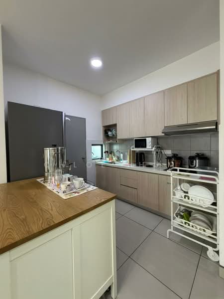 Servis Apartment untuk Disewa di M Vertica - Chloe Shum - Kitchen - PropertyGuru.com.my