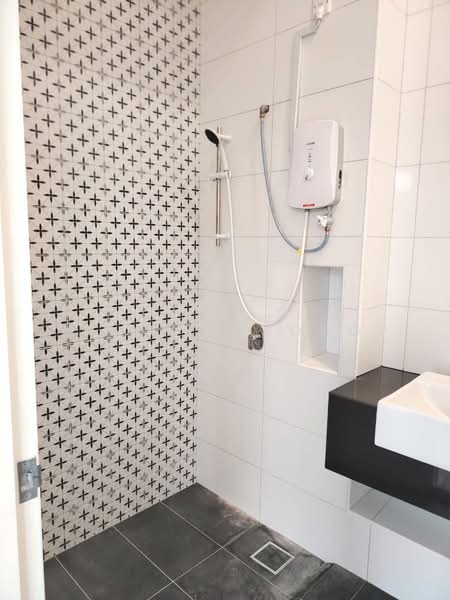 2-storey Terraced House for Rent in Taman Kota Masai (Pasir Gudang) - Janice Yong - Bathroom - PropertyGuru.com.my