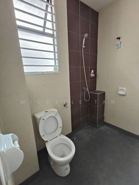 2-storey Terraced House for Sale in Bandar Putera 2 (Klang) - Michelle Tan - Bathroom - PropertyGuru.com.my