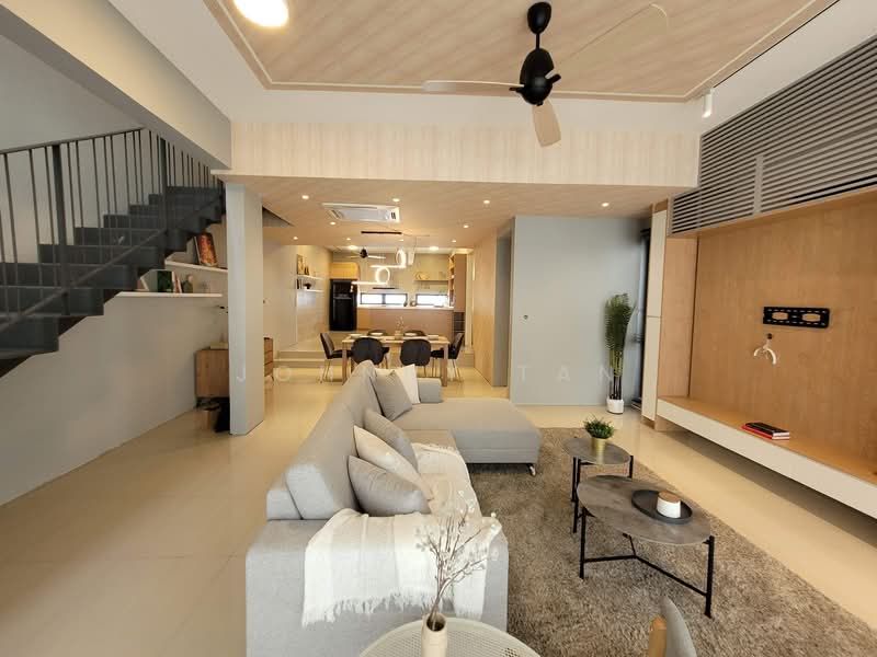 Townhouse for Sale in Kayu Ara (Selangor) - Johnny Tan - Living Room - PropertyGuru.com.my
