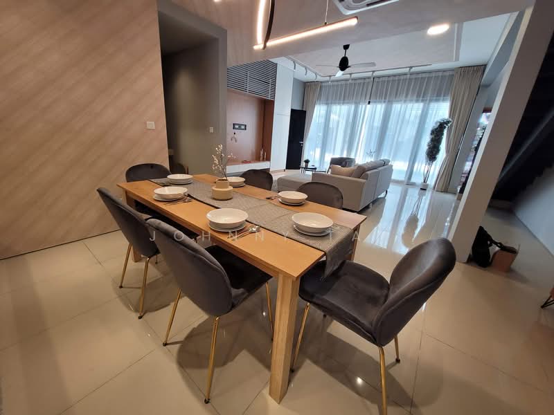 Townhouse for Sale in Kayu Ara (Selangor) - Johnny Tan - Dining Room - PropertyGuru.com.my