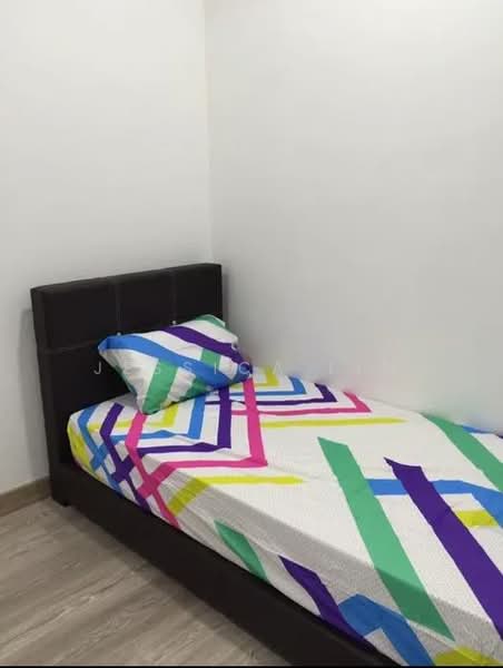 Kondominium untuk Disewa di Scenaria @ North Kiara Hills - Jessica Lim - Bedroom - PropertyGuru.com.my