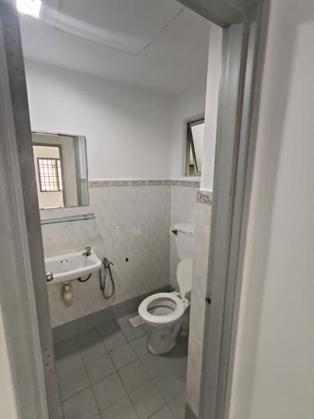 Condominium for Sale at Pelangi Damansara - Ken Lee - Bathroom - PropertyGuru.com.my