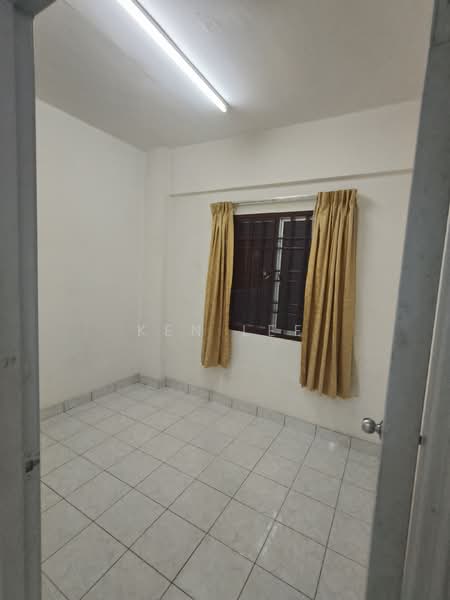 Condominium for Sale at Pelangi Damansara - Ken Lee - Room - PropertyGuru.com.my