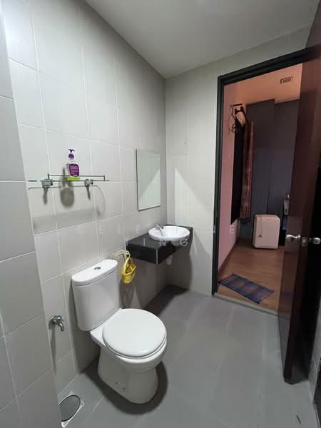 2-storey Terraced House for Sale in Kajang East (Semenyih) - Celestine Ting - Bathroom - PropertyGuru.com.my