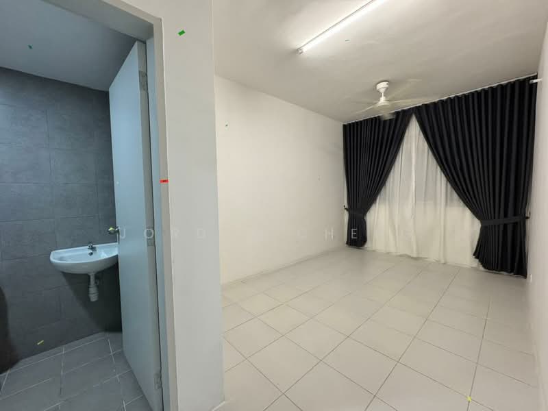 Kondominium untuk Disewa di Residensi Sateria - Jordon Cheng - Bathroom - PropertyGuru.com.my