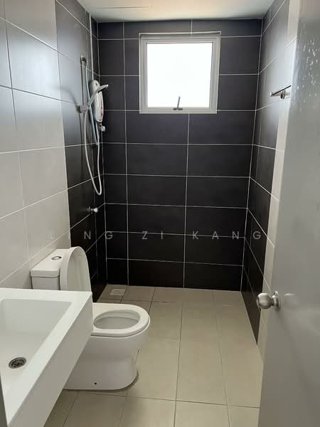 Kondominium untuk Dijual di Residensi PV18 - Ling Zi Kang - Bathroom - PropertyGuru.com.my