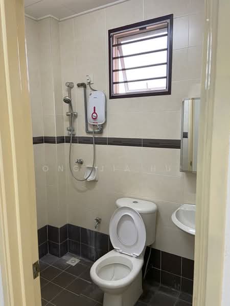 Rumah Teres 2 Tingkat untuk Dijual di Seremban 2 (Negeri Sembilan) - Ong Jia Hui - Bathroom - PropertyGuru.com.my