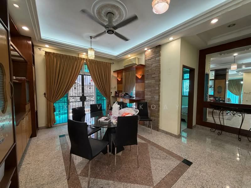 Semi-Detached House for Sale in Taman Perling (Perling) - Kelvin Koay - Dining Room - PropertyGuru.com.my