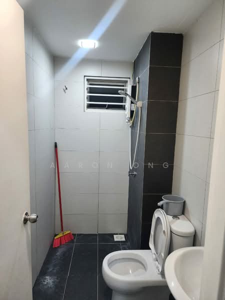 Condominium for Rent at 222 Residency - Aaron Ong - Bathroom - PropertyGuru.com.my