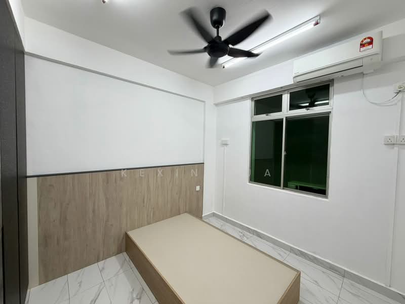 Pangsapuri untuk Disewa di Bayu Puteri 1 - Kexin Hua - Bedroom - PropertyGuru.com.my