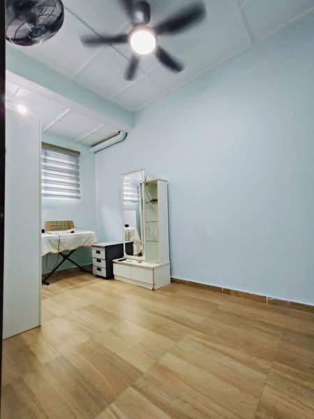 Rumah Teres untuk Dijual di Taman Pelangi Indah (Ulu Tiram) - Joan Ng - Bedroom - PropertyGuru.com.my