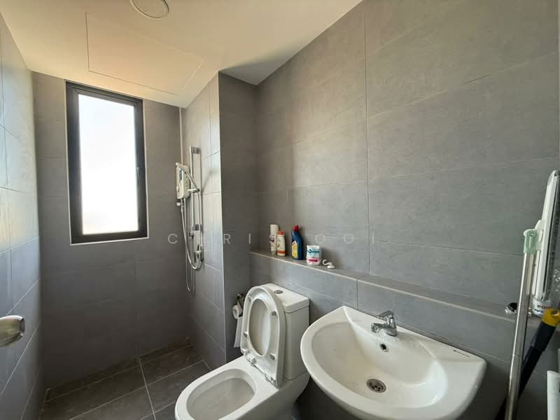 Servis Apartment untuk Dijual di Sunshine Residence - Chris Ooi - Bathroom - PropertyGuru.com.my