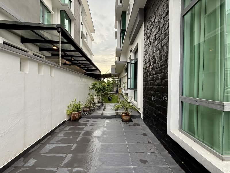Bungalow for Sale in Taman Sains Selangor (Kota Damansara) - Caindy Wong - PropertyGuru.com.my