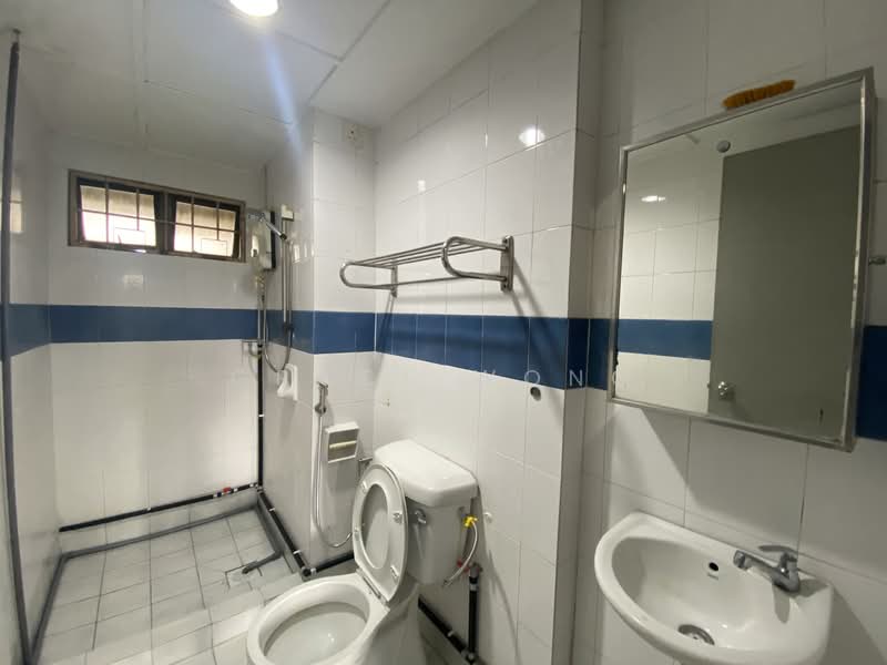 Pangsapuri untuk Disewa di Anjung Hijau (Greenfields) - Grace Wong - Bathroom - PropertyGuru.com.my