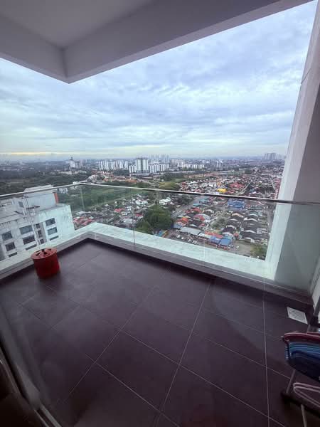 Servis Apartment untuk Disewa di Pinnacle Tower - Jessy Koh - Balcony - PropertyGuru.com.my