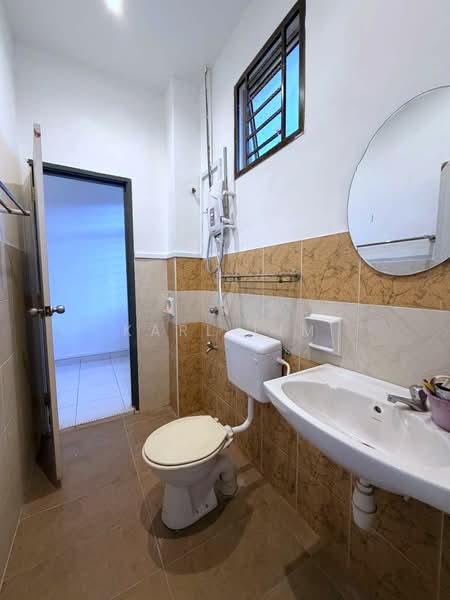 2-storey Terraced House for Sale in Bukit Indah (Iskandar Puteri (Nusajaya)) - Karl Lim - Bathroom - PropertyGuru.com.my