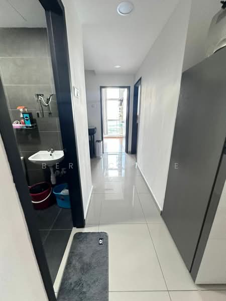 Servis Apartment untuk Dijual di Midas @ Seri Alam - Bernice Tee - Corridor - PropertyGuru.com.my