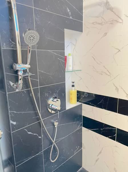 Kondominium untuk Disewa di QuayWest Residence - Kenny Ooi - Bathroom - PropertyGuru.com.my