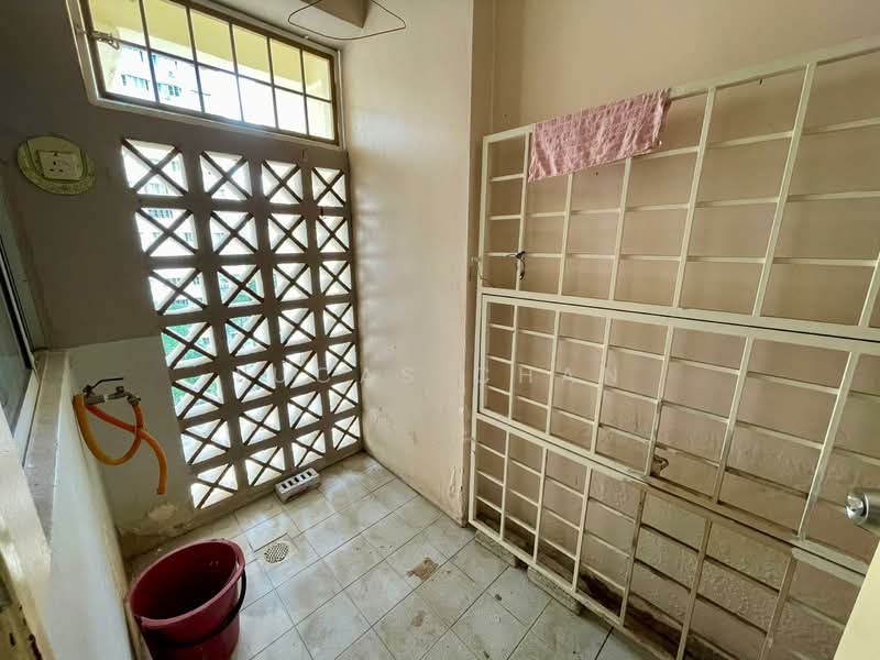 Condominium for Rent at Danau Idaman - Lucas Chan - Balcony - PropertyGuru.com.my