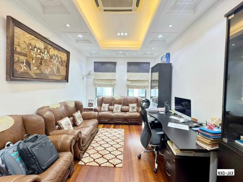 Rumah Berkembar untuk Dijual di Kota Kemuning (Shah Alam) - Daniel Kok - Living Room - PropertyGuru.com.my