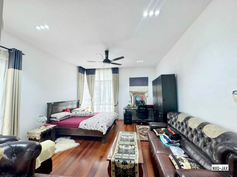 Rumah Berkembar untuk Dijual di Kota Kemuning (Shah Alam) - Daniel Kok - Bedroom - PropertyGuru.com.my