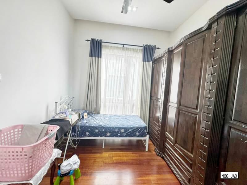 Rumah Berkembar untuk Dijual di Kota Kemuning (Shah Alam) - Daniel Kok - Bedroom - PropertyGuru.com.my