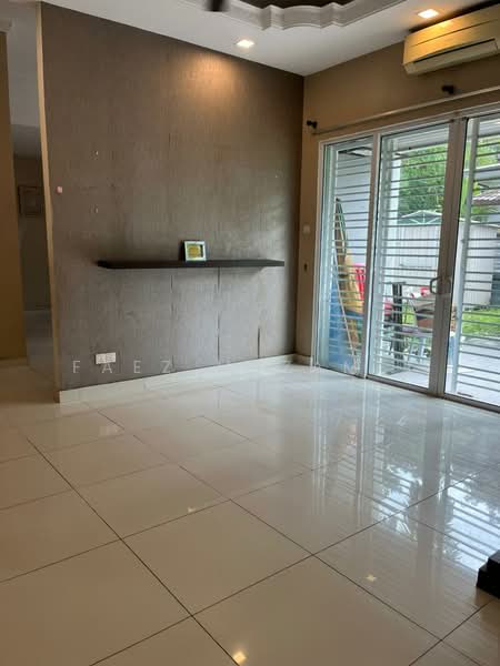 2-storey Terraced House for Sale in Denai Alam (Shah Alam) - Faez Muzamel - Living Room - PropertyGuru.com.my