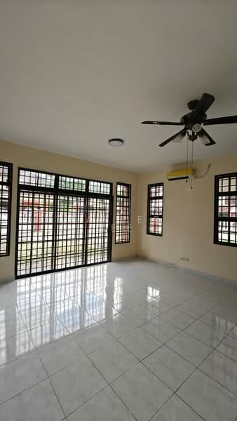 2-storey Terraced House for Rent in Johor Bahru (Johor) - Kasper Lee - Living Room - PropertyGuru.com.my
