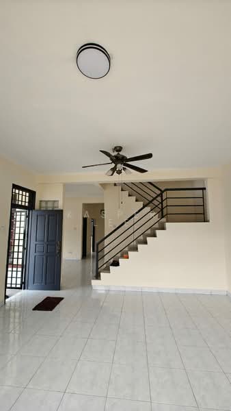 2-storey Terraced House for Rent in Taman Desa Tebrau (Tebrau) - Kasper Lee - Living Room - PropertyGuru.com.my