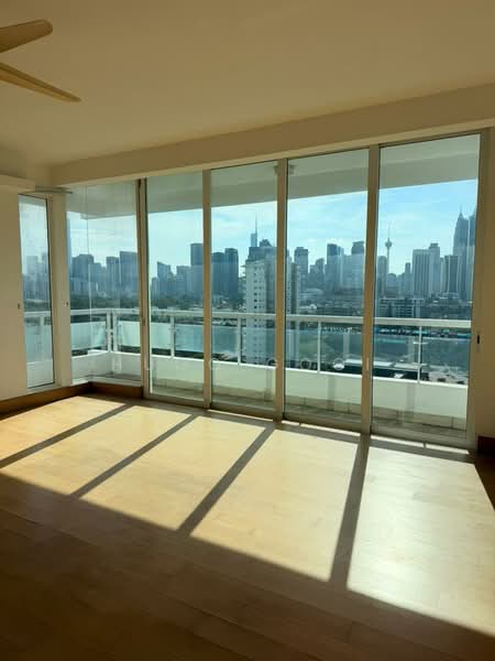Condominium for Sale at Brunsfield EmbassyView - Hugo Gooi - Balcony - PropertyGuru.com.my