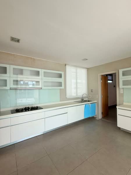 Condominium for Sale at Brunsfield EmbassyView - Hugo Gooi - Kitchen - PropertyGuru.com.my