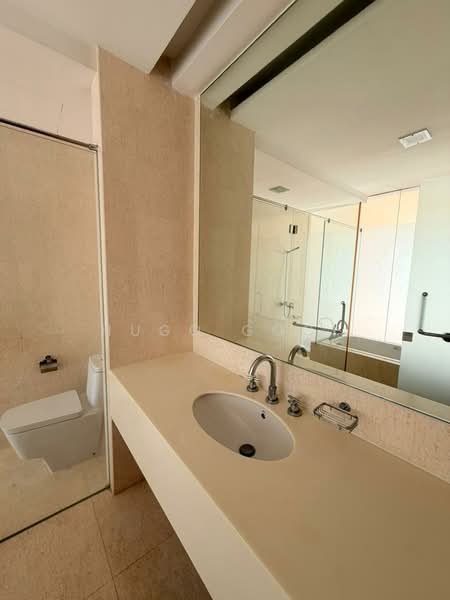 Condominium for Sale at Brunsfield EmbassyView - Hugo Gooi - Bathroom - PropertyGuru.com.my