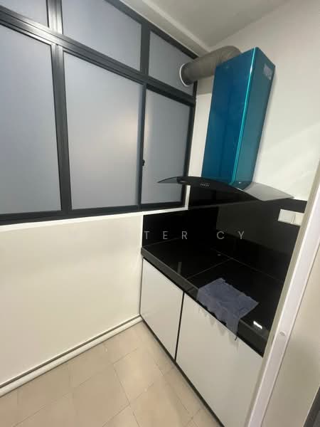 Servis Apartment untuk Disewa di Savvy @ Riana Dutamas - Meister CY - Kitchen - PropertyGuru.com.my