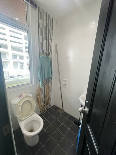 Banglo Pautan untuk Dijual di Jelutong (Penang) - CK Goh - Bathroom - PropertyGuru.com.my