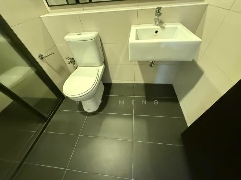 Servis Apartment untuk Disewa di The Tamarind - Hoy Meng - Bathroom - PropertyGuru.com.my