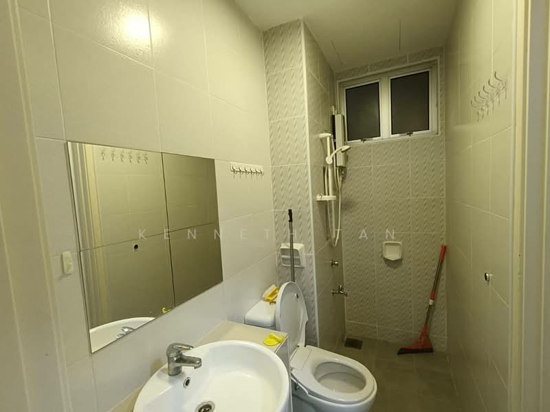 Apartment for Rent at Austin Suites (Permata Austin) - Kenneth Tan - Bathroom - PropertyGuru.com.my