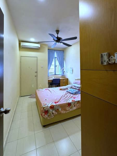 2-storey Terraced House for Sale in Taman Seri Austin (Tebrau) - Karl Lim - Bedroom - PropertyGuru.com.my